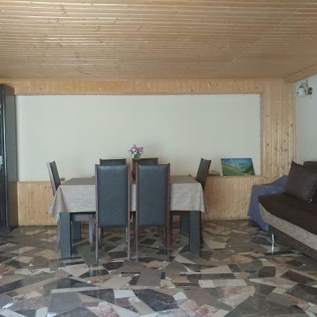 Lali'S Guest House In Juta Esterno foto